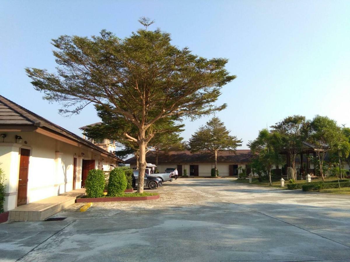 Northstar Hotel & Resort Ban Mae Kon Eksteriør billede